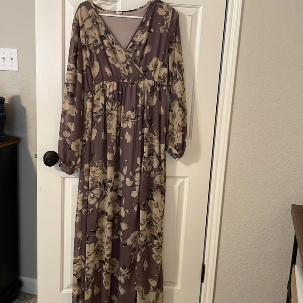 Gorgeous floral plum maxi dress